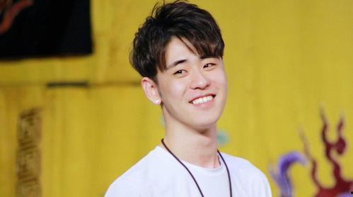 杨旭文娱乐吃小瓜